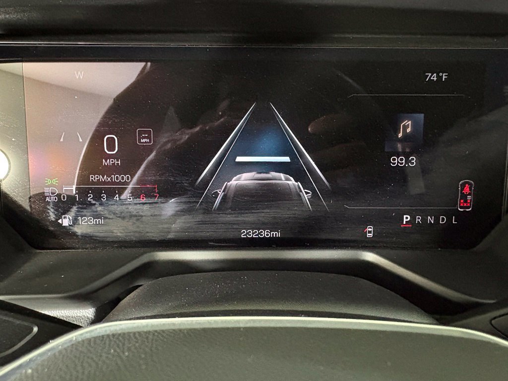 Certified 2026 GMC Acadia Elevation w/ Elevation Premium Package FWD image 32