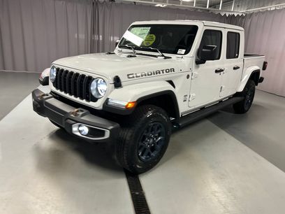 New 2026 Jeep Gladiator Sport