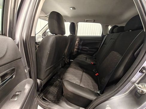 Used 2023 Mitsubishi Outlander Sport ES AWD/4WD image 30