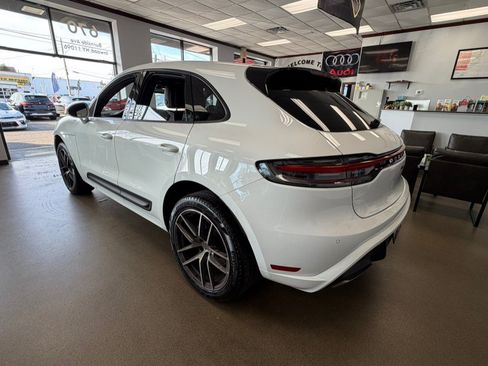 Used 2024 Porsche Macan Turbo AWD/4WD image 11