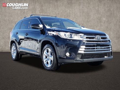 Used 2018 Toyota Highlander Limited Platinum image 1