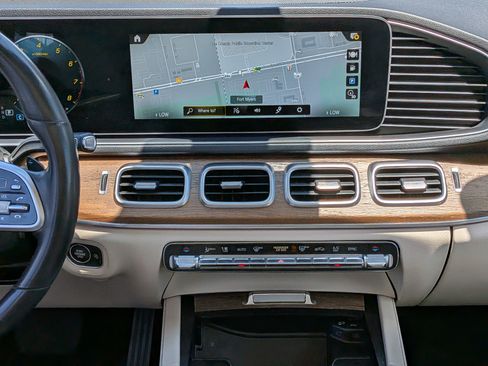 Used 2022 Mercedes-Benz GLE 350 w/ Premium Package image 18