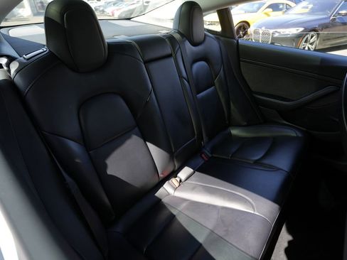 Used 2021 Tesla Model 3 Standard Range Plus RWD image 28