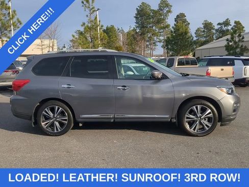 Used 2019 Nissan Pathfinder Platinum w/ Cargo Package image 3