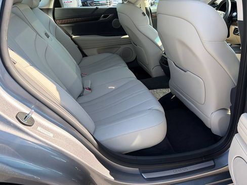 Used 2023 Genesis G80 2.5T w/ Advanced Package RWD image 15