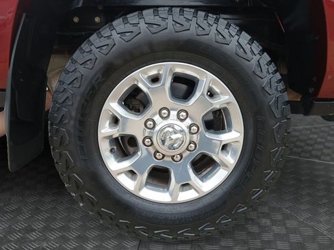 Used 2019 RAM 2500 Laramie AWD/4WD image 23
