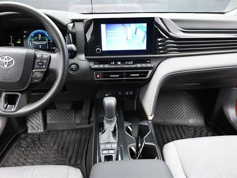 Certified 2025 Toyota Camry LE w/ Convenience Package FWD image 12