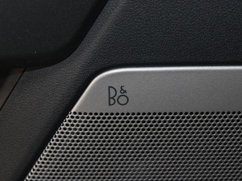 New 2026 Ford F250 Lariat w/ Black Appearance Package image 43