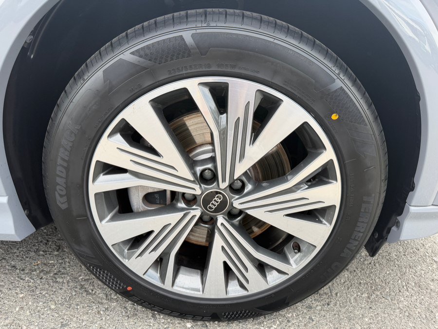 Used 2023 Audi Q4 e-tron Premium w/ Convenience Package RWD image 49