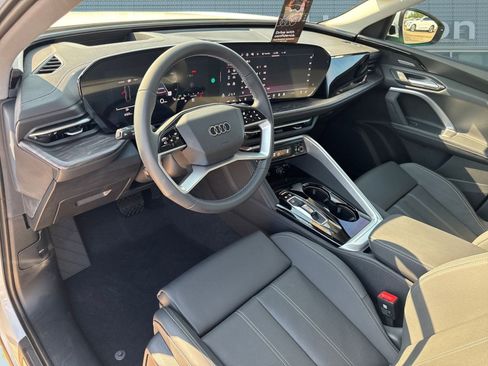 New 2025 Audi Q5 Premium Plus w/ Premium Plus image 4