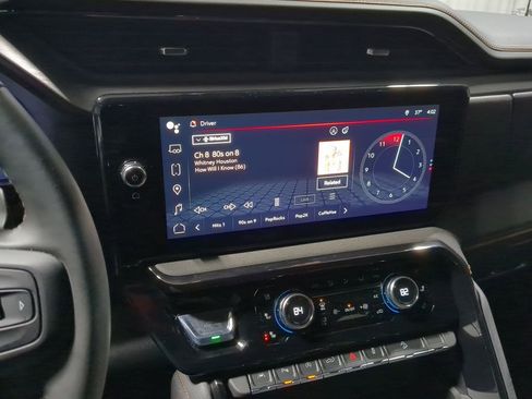 Used 2025 GMC Sierra 1500 AT4 w/ AT4 Preferred Package image 33