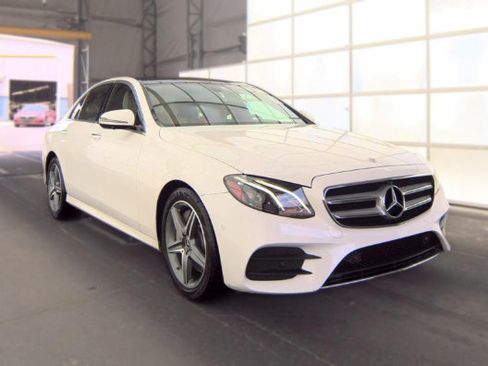 Used 2019 Mercedes-Benz E 450 4MATIC Sedan w/ Premium Package image 3