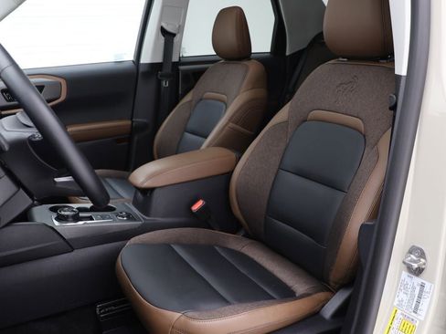 Used 2025 Ford Bronco Sport Outer Banks w/ Outer Banks Tech Package+ image 16