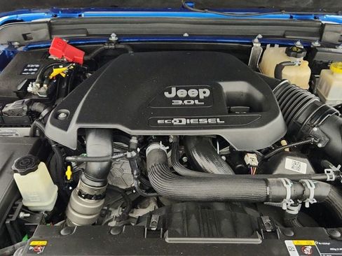 Used 2021 Jeep Gladiator Rubicon w/ LED Lighting Group AWD/4WD image 25