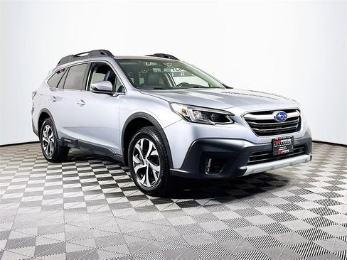 Used 2021 Subaru Outback Limited XT image 1