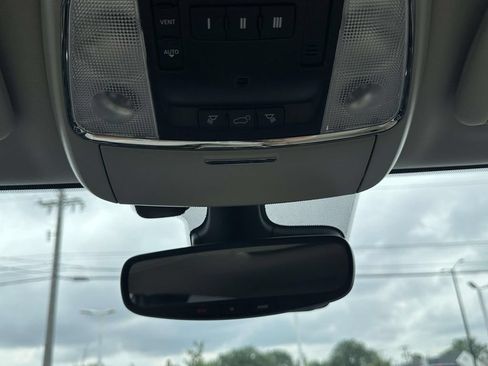 Used 2020 Dodge Durango Citadel w/ Technology Group AWD/4WD image 30