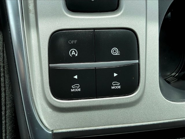 Used 2023 Ford Explorer XLT w/ Equipment Group 202A RWD image 17