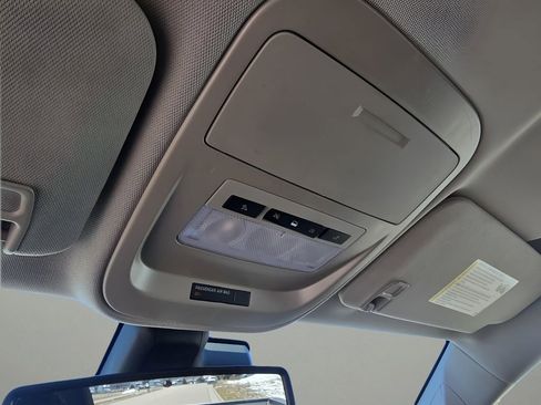 Used 2022 Chevrolet Colorado LT w/ Fleet Safety Package image 22