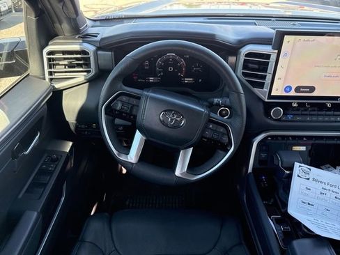Used 2024 Toyota Tundra Platinum AWD/4WD image 17