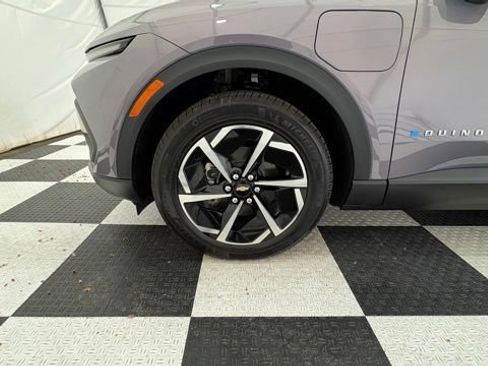 New 2026 Chevrolet Equinox EV LT FWD image 11