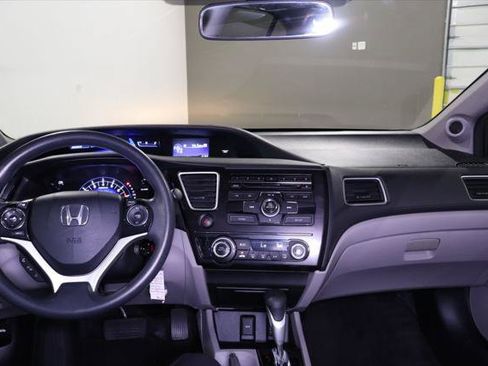 Used 2013 Honda Civic EX image 17