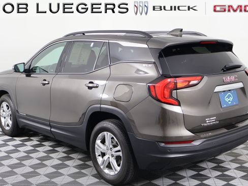 Certified 2020 GMC Terrain SLE w/ Driver Convenience Package AWD/4WD image 4