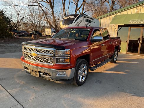 Used 2015 Chevrolet Silverado 1500 LTZ w/ Texas Edition, 1LZ Trim image 5