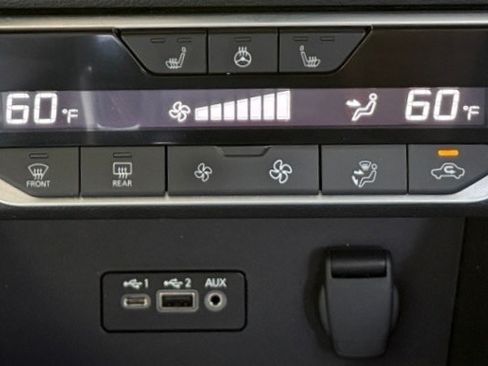 Used 2023 Nissan Sentra SV w/ All-Weather Package FWD image 22