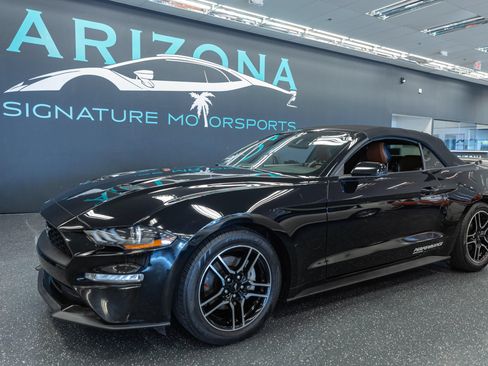 Used 2020 Ford Mustang Premium RWD image 1