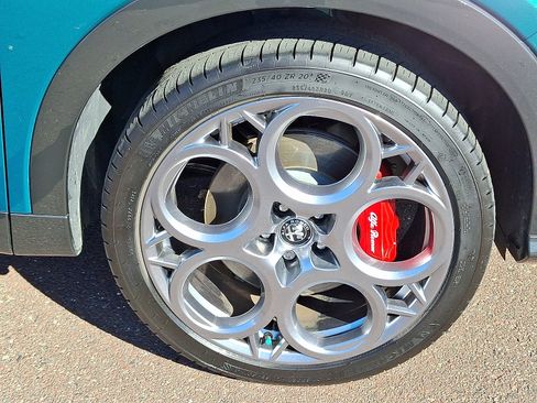 Used 2024 Alfa Romeo Tonale Veloce image 8