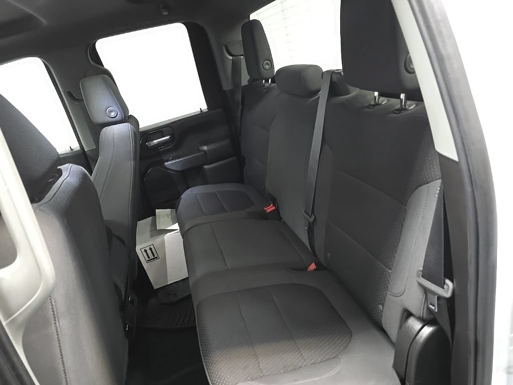 Used 2021 Chevrolet Silverado 2500 Custom w/ Custom Value Package AWD/4WD image 31