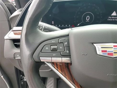 Certified 2021 Cadillac Escalade ESV Premium Luxury image 16