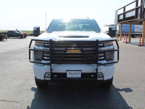Used 2020 Chevrolet Silverado 2500 High Country w/ Z71 Off-Road Package AWD/4WD image 9