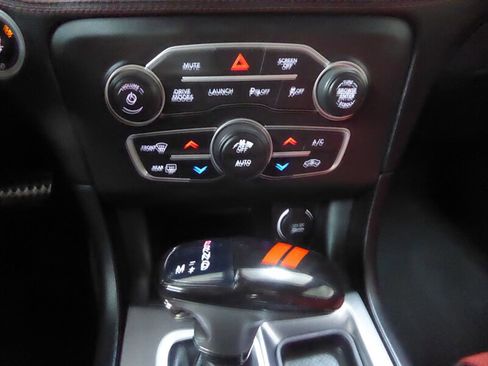 Used 2021 Dodge Charger Scat Pack w/ Plus Group RWD image 18