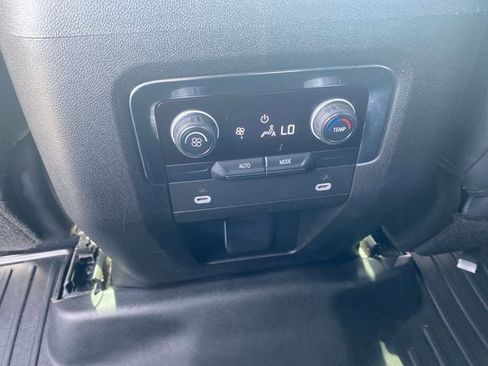 Used 2023 Chevrolet Tahoe LS image 25