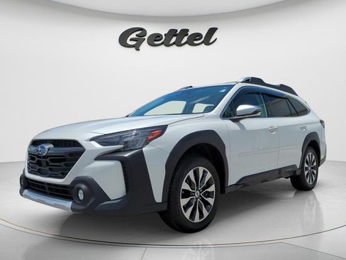 Used 2024 Subaru Outback Touring AWD/4WD image 1