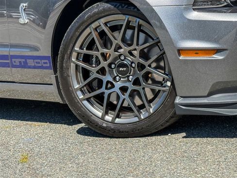 Used 2014 Ford Mustang Shelby GT500 w/ Equipment Group 821A RWD image 29