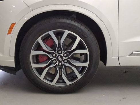 Certified 2024 Cadillac XT6 Sport w/ LPO, Floor Liner Package AWD/4WD image 30
