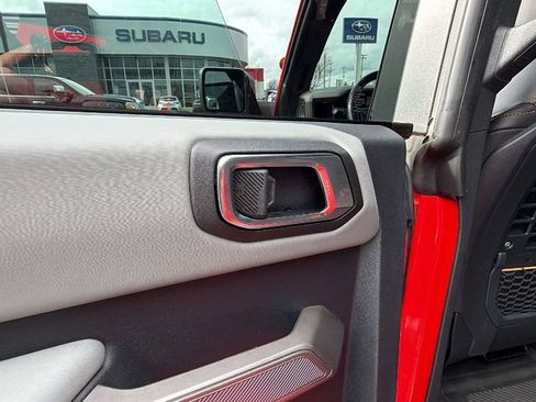 Used 2021 Ford Bronco Badlands image 15