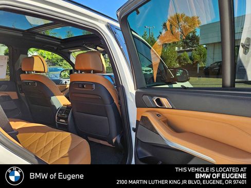 New 2026 BMW X5 M60i w/ Executive Package image 14