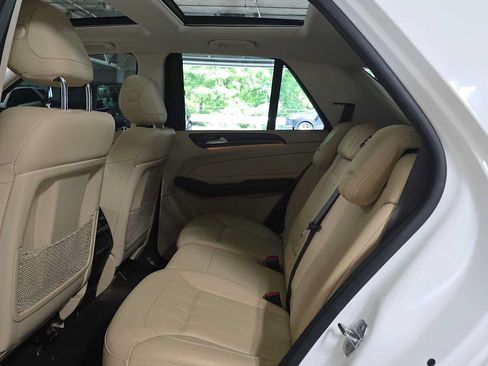 Used 2019 Mercedes-Benz GLE 400 4MATIC image 15