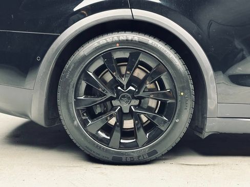 Used 2023 Tesla Model X AWD/4WD image 39