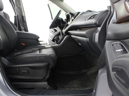 Used 2023 Subaru Ascent Touring w/ Popular Package #2A AWD/4WD image 25