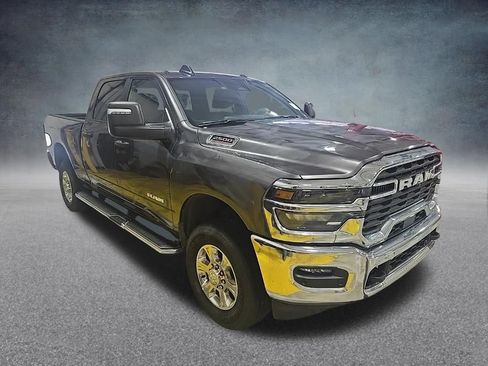 Used 2025 RAM 2500 Big Horn AWD/4WD image 9