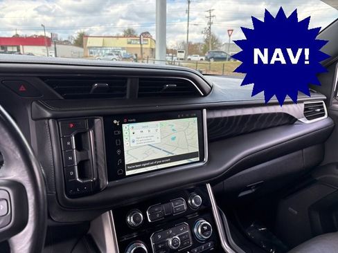 Used 2022 GMC Yukon XL Denali image 17