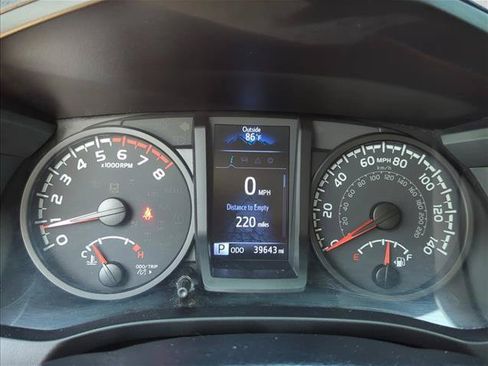 Certified 2020 Toyota Tacoma SR w/ SR Convenience Package RWD image 15