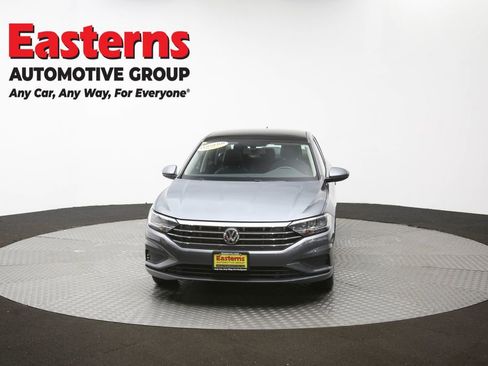 Used 2020 Volkswagen Jetta SE w/ SE Cold Weather Package image 55