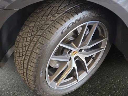 Used 2023 Porsche Macan Turbo AWD/4WD image 34