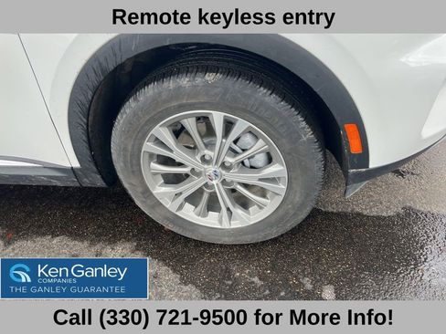 Used 2023 Buick Envision Preferred image 21