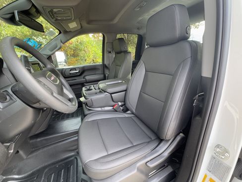 New 2026 GMC Sierra 2500 Pro w/ Convenience Package image 13